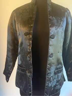 Black silk Embroidered Women's Jacket